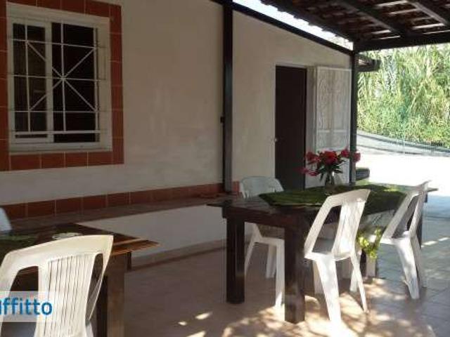 Villa Indipendente in affitto a Arenella, Siracusa