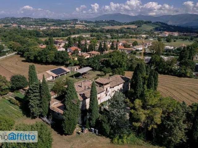 Villa Indipendente in affitto a Castello di Baiano, Spoleto