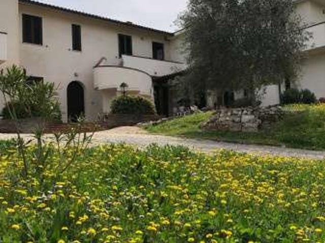 Villa Indipendente in affitto a Spoleto, Umbria