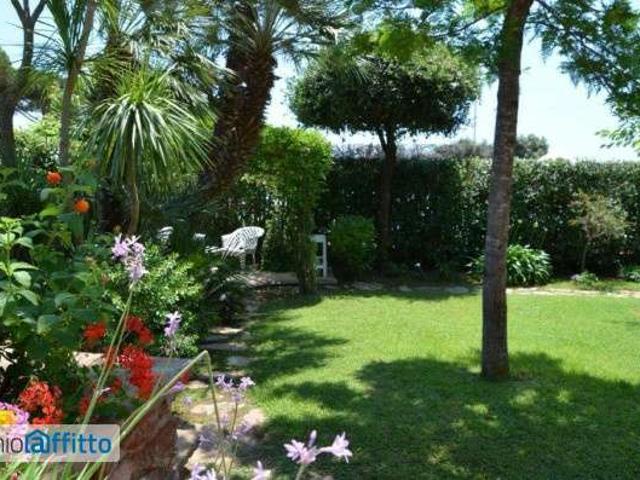 Villa Indipendente in affitto a Terracina, Lazio