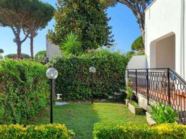 Villa Indipendente in affitto a Terracina, Lazio