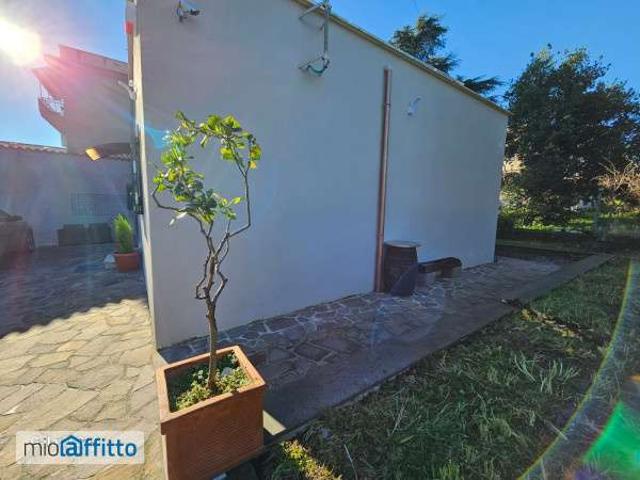Villa Indipendente in affitto a Villaggio Breda, Roma Capitale