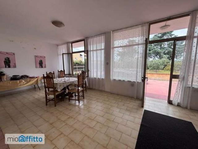 Villa Indipendente in affitto a Municipio Roma VI, Roma Capitale
