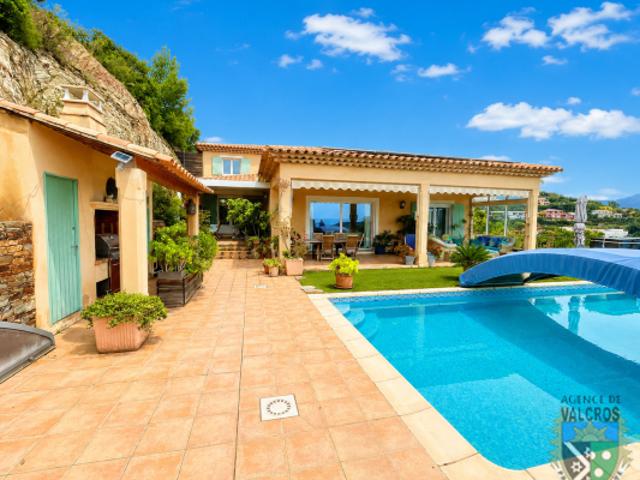Maison vente à Arrondissement de Toulon, La Londe-les-maures