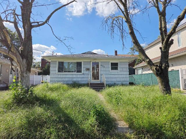 House for sale in Staten Island, New York