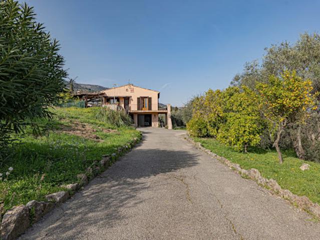 Villa vente à Grasse, Gattières