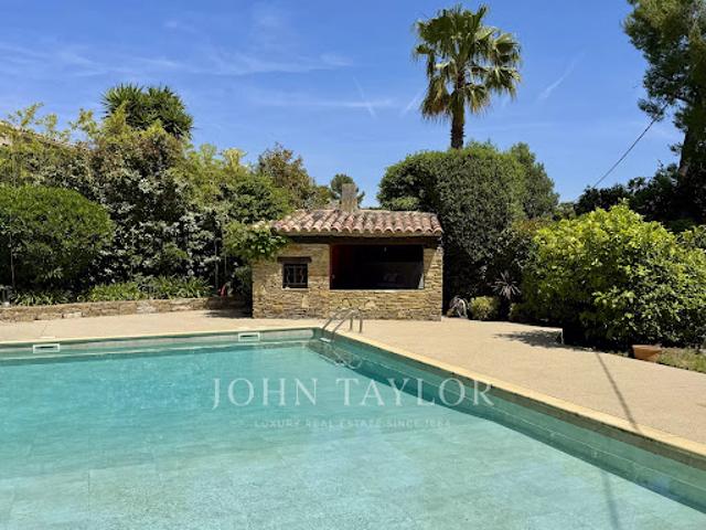 Villa vente à Arrondissement de Toulon, La Cadière-d'azur