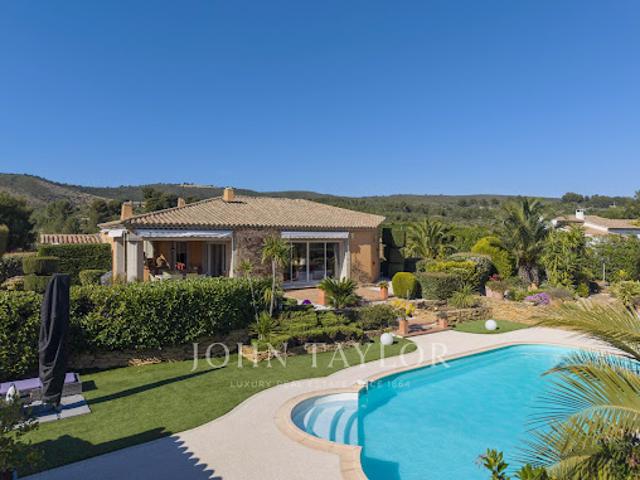 Villa vente à Arrondissement de Toulon, La Cadière-d'azur