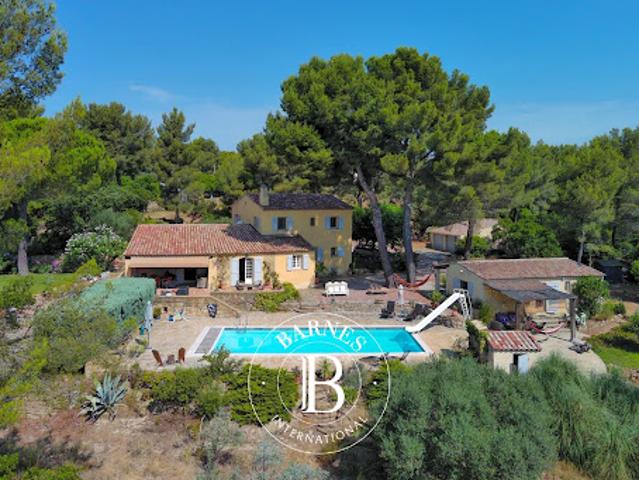 Villa vente à Arrondissement de Toulon, La Cadière-d'azur