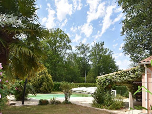 Villa vente à Nontron, Nouvelle-Aquitaine
