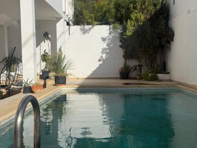 Maison location à Ain Zaghouan, Douz