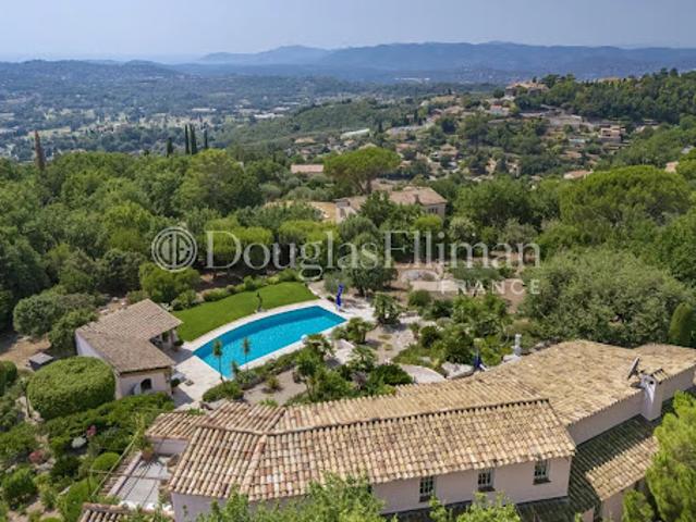 Villa vente à Grasse, Châteauneuf-grasse