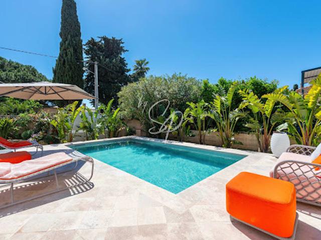 Villa vente à Arrondissement de Toulon, La Londe-les-maures