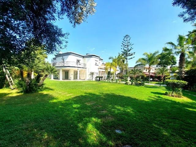 Villa vente à Anfa, Gharb-Chrarda-Beni Hssen