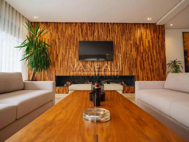 Villa vente à Anfa, Gharb-Chrarda-Beni Hssen