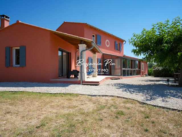Villa vente à Apt, Saint-saturnin-lès-apt