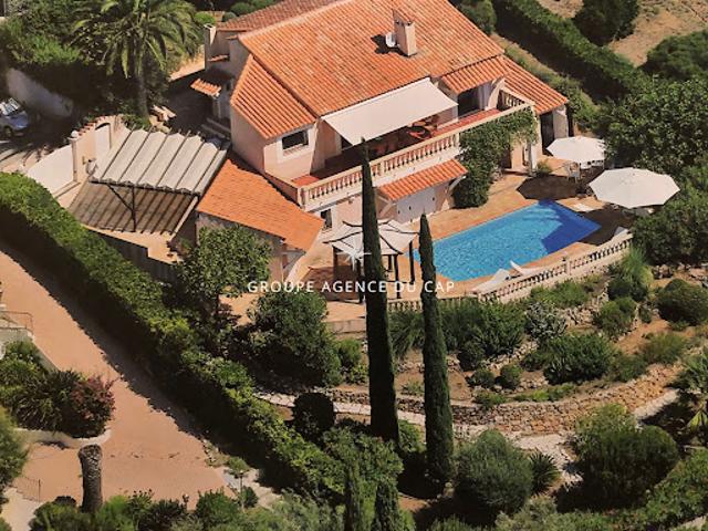 Villa vente à Les Issambres, Roquebrune-sur-Argens