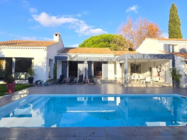 Villa vente à Arrondissement de Toulon, Carqueiranne