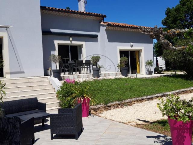 Villa vente à Alès, Barjac