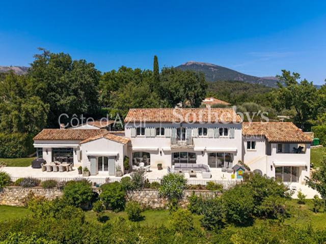 Villa vente à Grasse, Châteauneuf-grasse