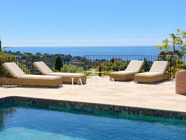 Villa vente à Les Issambres, Roquebrune-sur-Argens