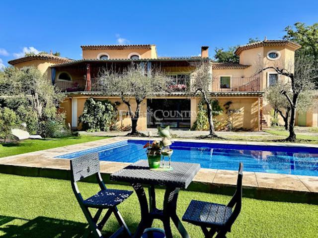 Villa vente à Grasse, Saint-cézaire-sur-siagne