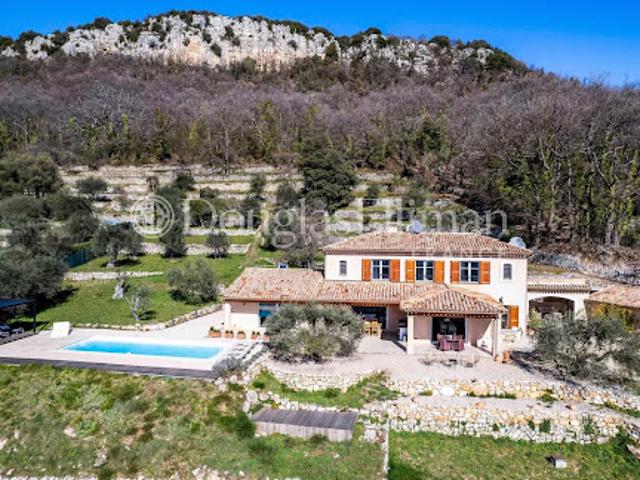Villa vente à Grasse, Châteauneuf-grasse