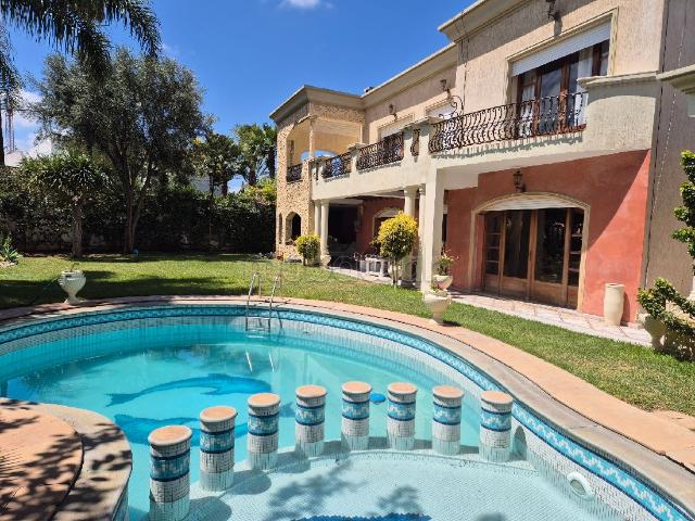 Villa vente à Anfa, Gharb-Chrarda-Beni Hssen