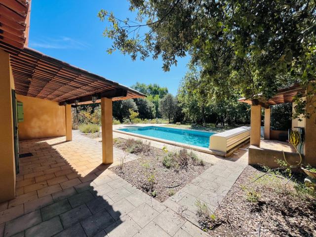 Maison vente à Apt, Saint-saturnin-lès-apt