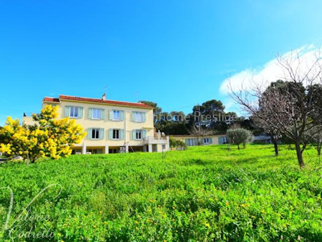 Villa vente à Arrondissement de Toulon, Le Pradet
