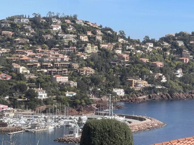 Maison vente à France métropolitaine, Saint-raphaël