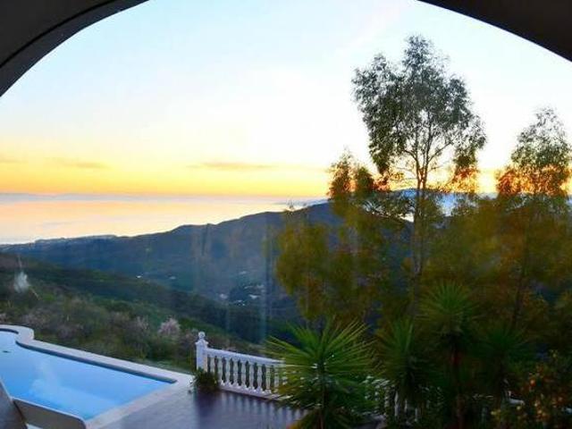 Casa en alquiler en La Axarquía, Andalucía