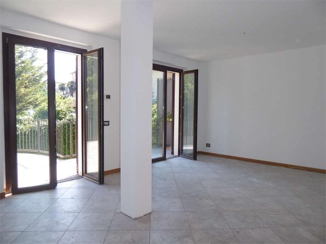 Casa in vendita a Piemonte, Novara
