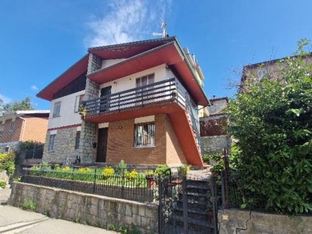Villa Indipendente in vendita a Zocca, Modena