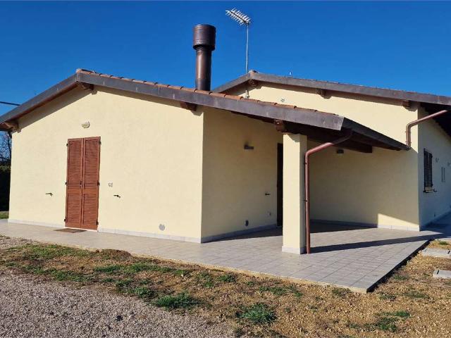 Villa Indipendente in affitto a Marsciano, Umbria