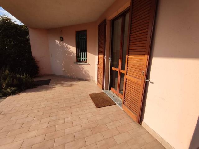 Villa Indipendente in affitto a Verderio, Lecco