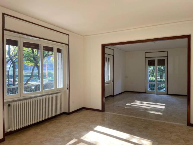 Villa Indipendente in affitto a Zona Nord, Brescia
