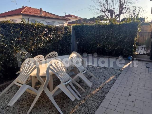 Villa Indipendente in affitto a Tonfano, Toscana