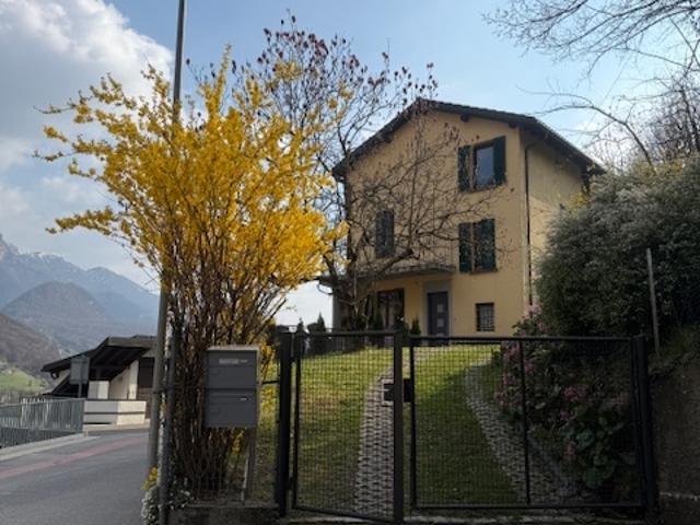 Haus kaufen in Arogno, Tessin