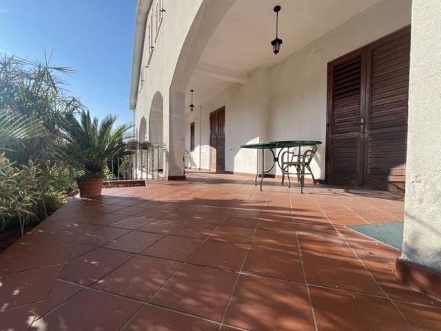 Villa Indipendente in vendita a Casa Roma, Salerno