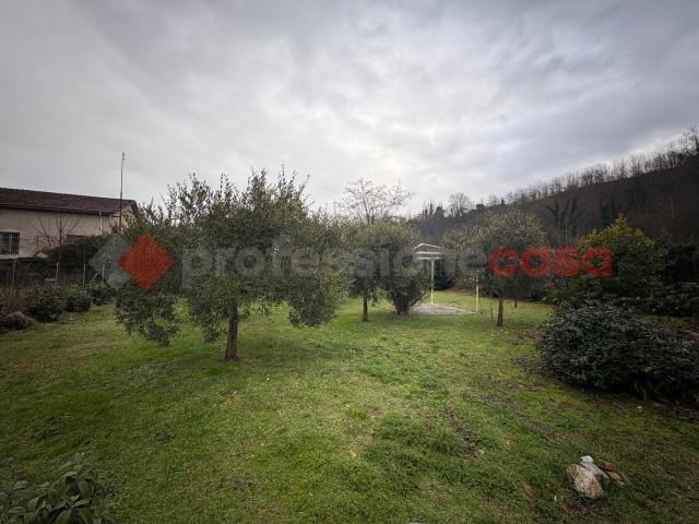 Villa Indipendente in vendita a Unione dei comuni Media Valle del Serchio, Barga