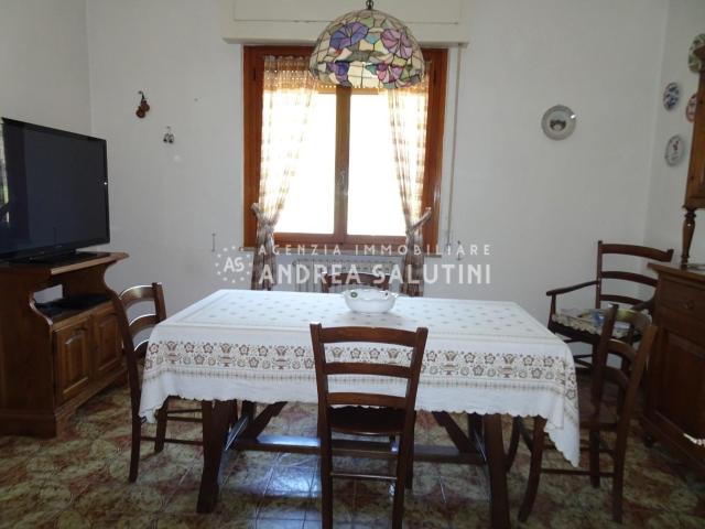 Villa Indipendente in vendita a Buti, Toscana