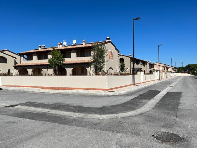 Villa Indipendente in vendita a Oltrarno, Calcinaia