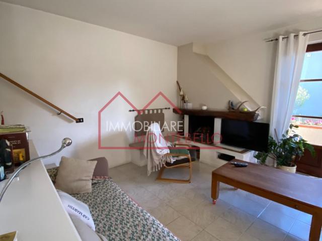 Villa Indipendente in vendita a Vado, Camaiore