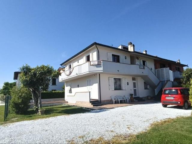 Villa Indipendente in vendita a Unione dei Comuni Circondario dell'Empolese Valdelsa, Fucecchio