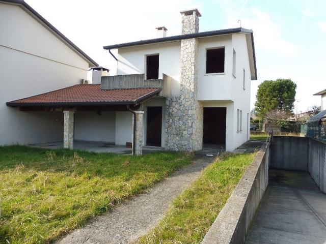 Villa Indipendente in vendita a Nove, Veneto