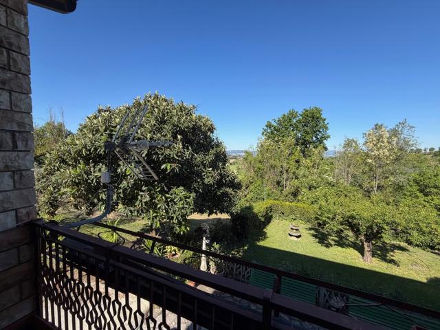 Villa Indipendente in vendita a Stroncone, Umbria