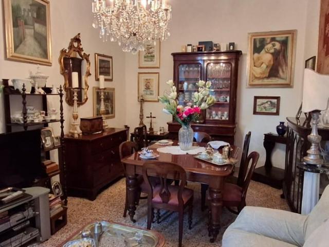 Villa Indipendente in vendita a Bagni Di Lucca Ponte, Toscana