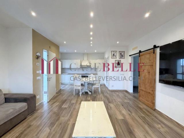 Villa Indipendente in vendita a Massarosa, Toscana