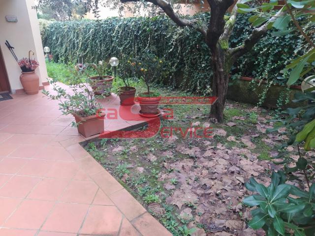 Villa Indipendente in vendita a Montecatini Alto, Montecatini Terme